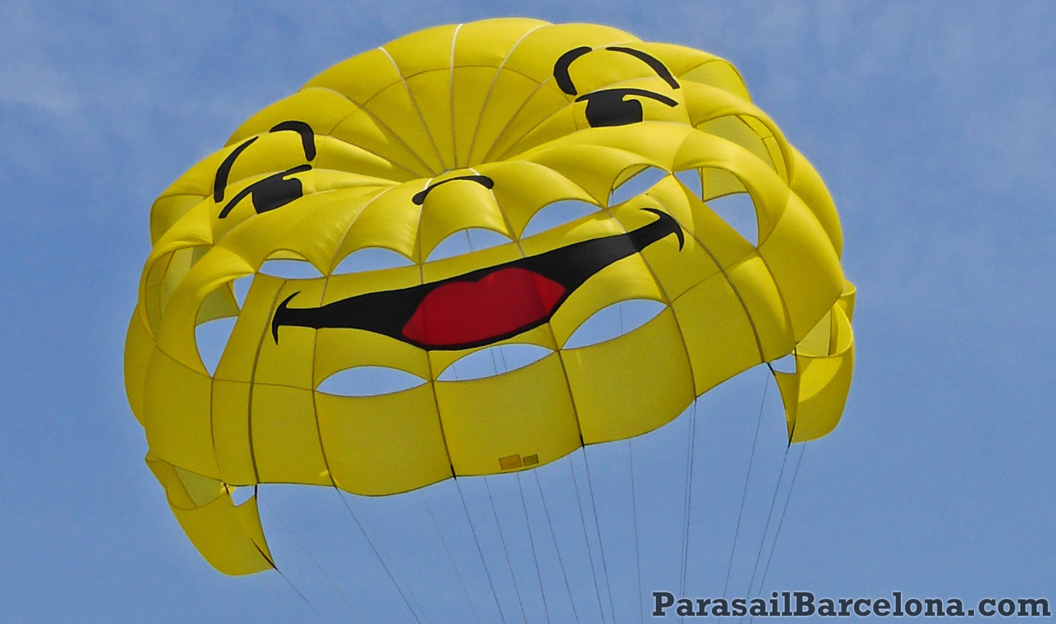 w-parasail-barcelonas-2